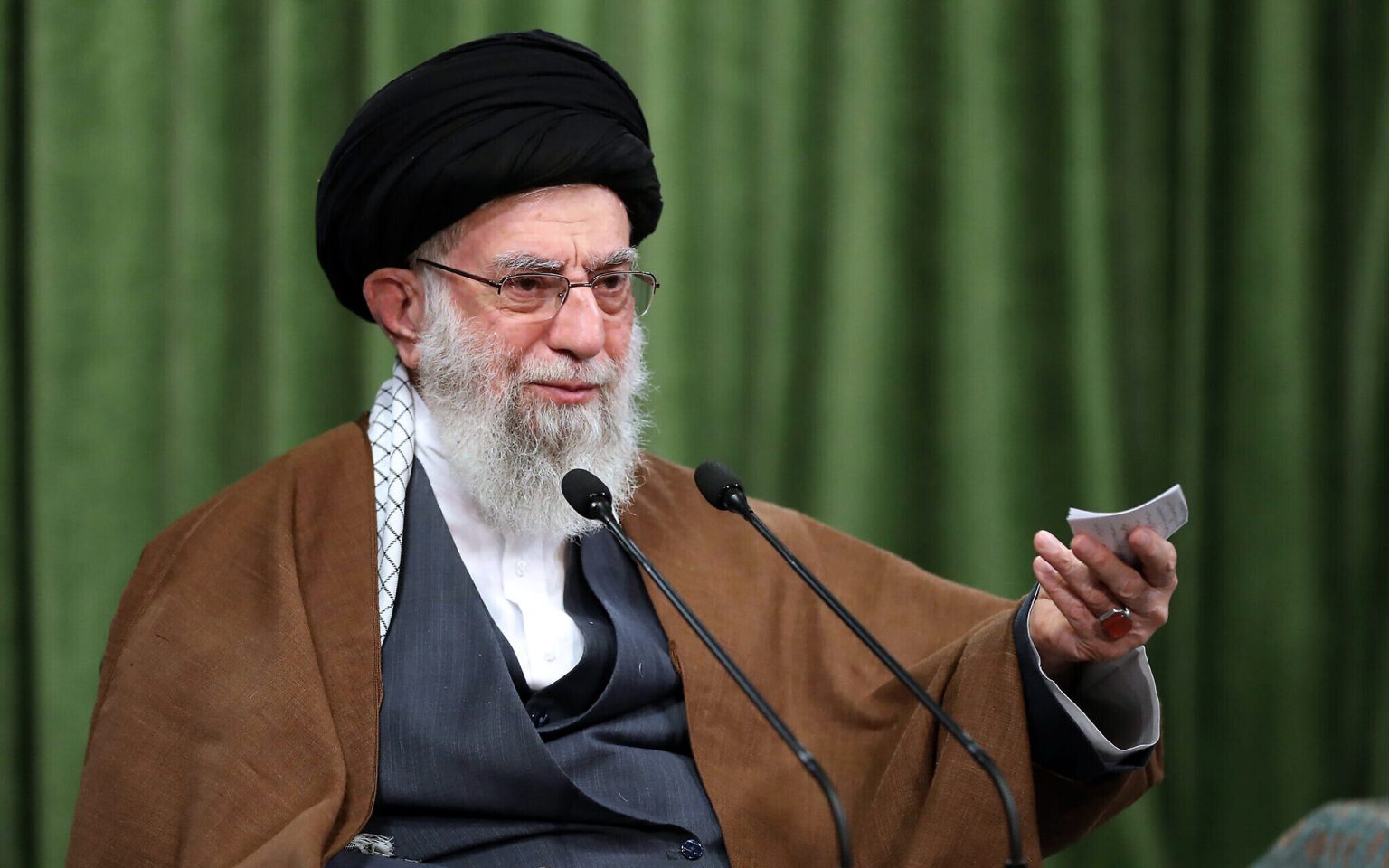 Ayatollah-Ali-Khamenei-1536x960