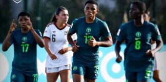 Flamingos Beat Mexico 2-1 to Qualify for Quarter-Finals