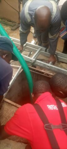Man Dies Attempting to Rescue Toddler From Well 1 HVJ8OXiWQAACoIJ